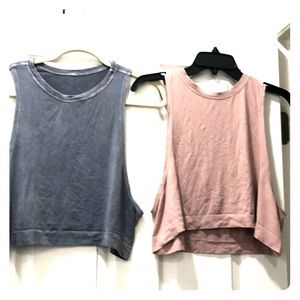 Workout crop tanks NEVER WORN
